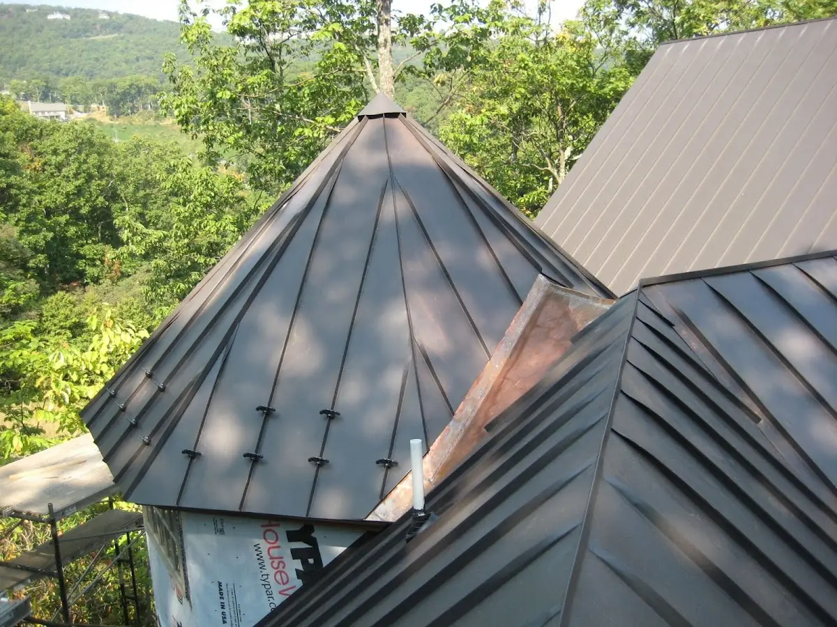 Professional Shingle Replacement & Repair by Craftsman Roofing in El Dorado